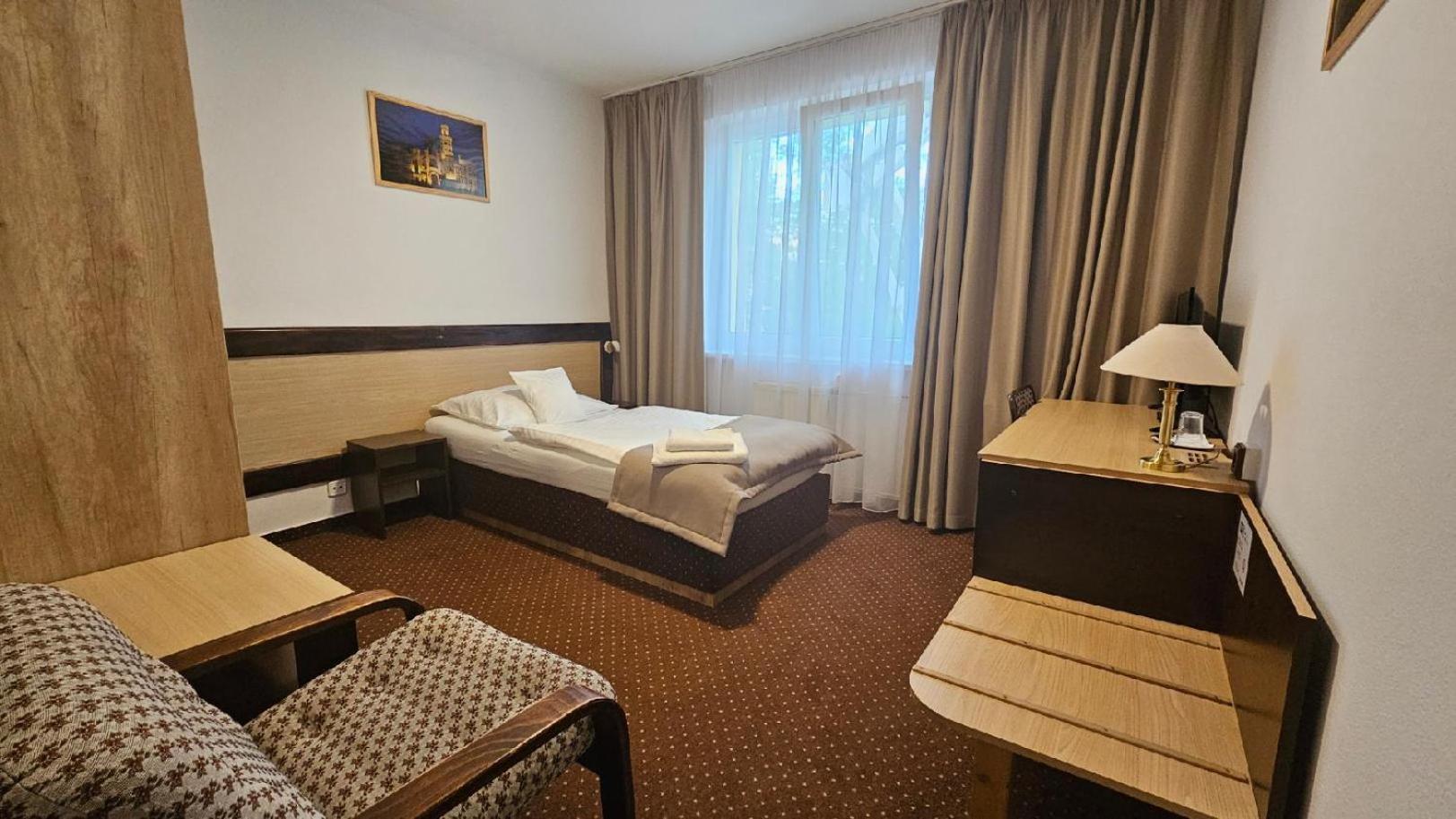 Hotel Adler Ceske Budejovice Extérieur photo