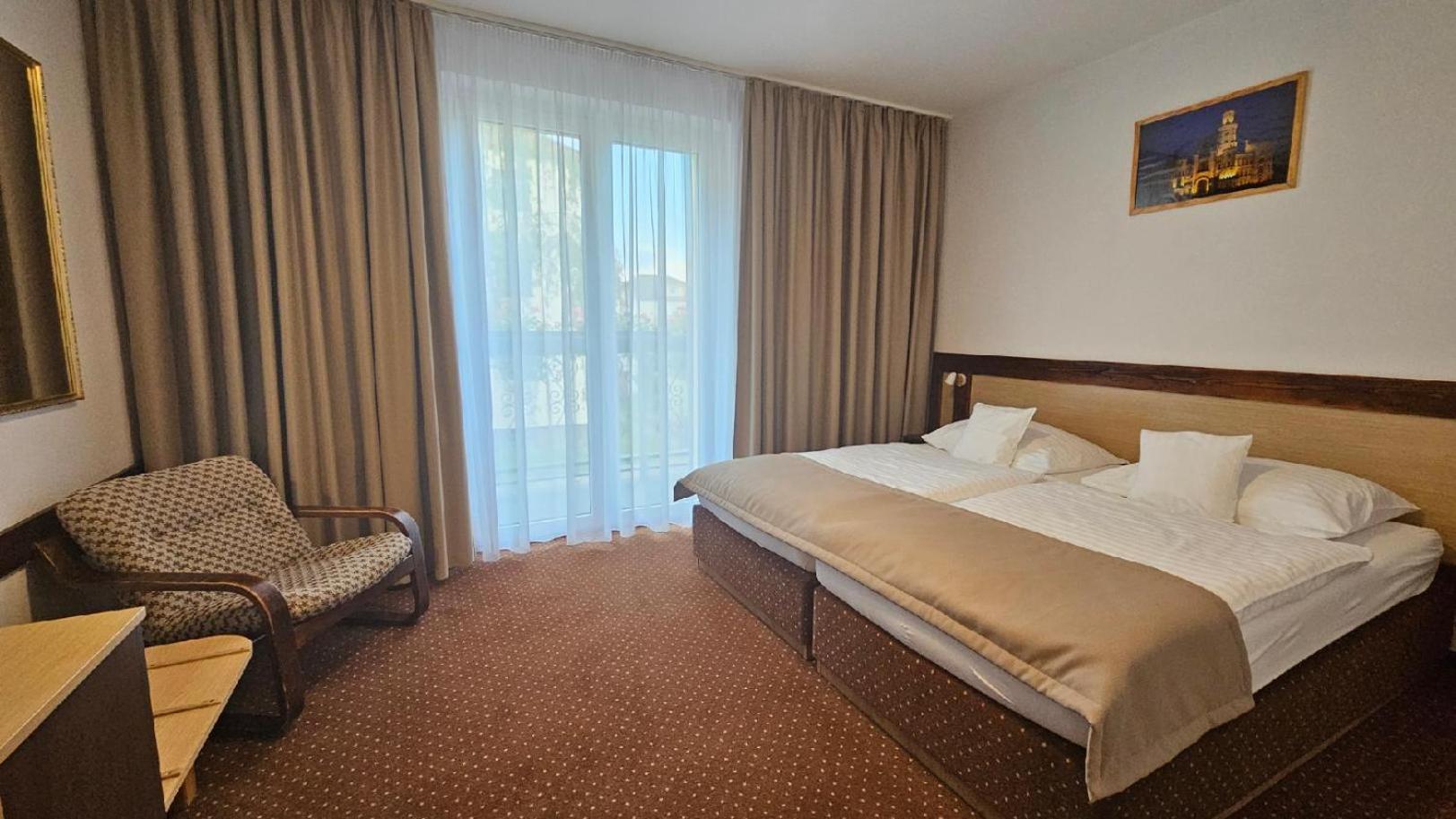 Hotel Adler Ceske Budejovice Extérieur photo