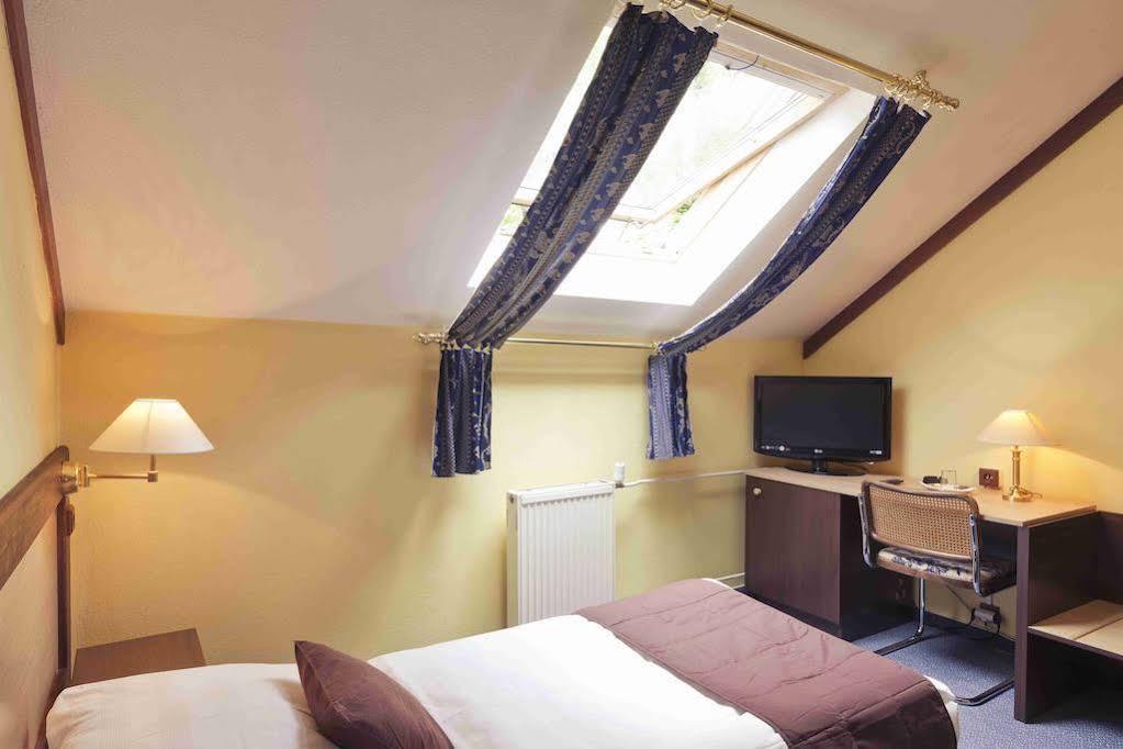 Hotel Adler Ceske Budejovice Extérieur photo