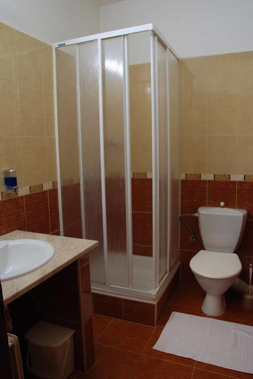 Hotel Adler Ceske Budejovice Extérieur photo